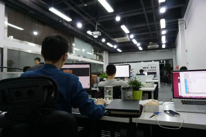 打破國外技術壟斷！松江企業憑借自主網絡技術研發斬獲全國大獎